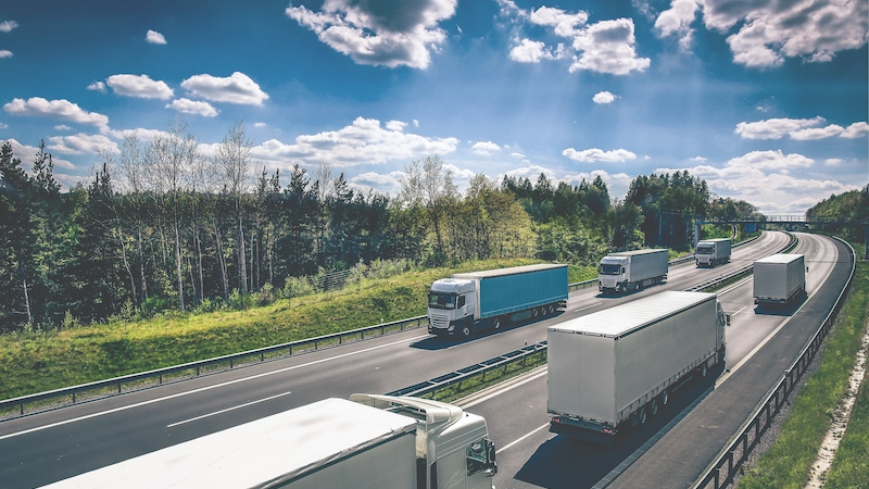 Soluții de lubrifiere pentru transport și flote